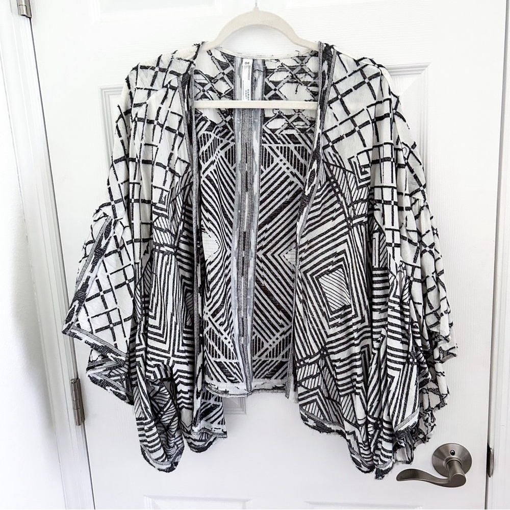 ANTHROPOLOGIE ONE-SIZE KIMONO